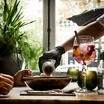 Fitz Roy Urban Hotel, Bar And Garden Hotel 4*