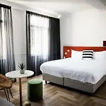 Fitz Roy Urban Hotel, Bar And Garden 4*