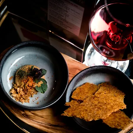 Fitz Roy Urban Hotel, Bar And Garden Hotel 4*