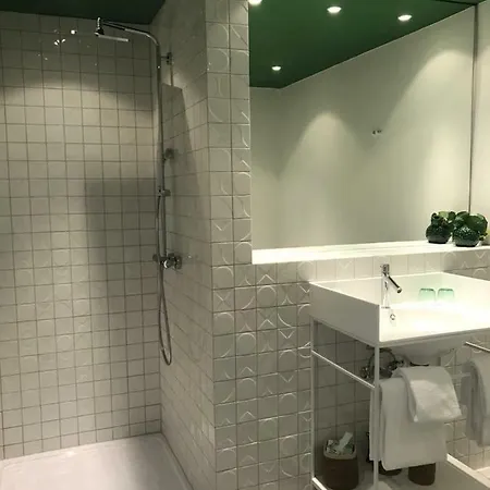 Fitz Roy Urban Hotel, Bar And Garden 마스트리흐트