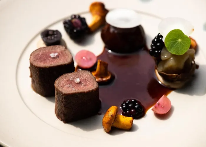 Fitz Roy Urban Hotel, Bar And Garden