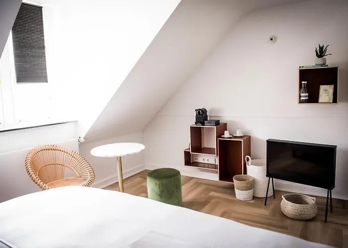 Fitz Roy Urban Hotel, Bar And Garden