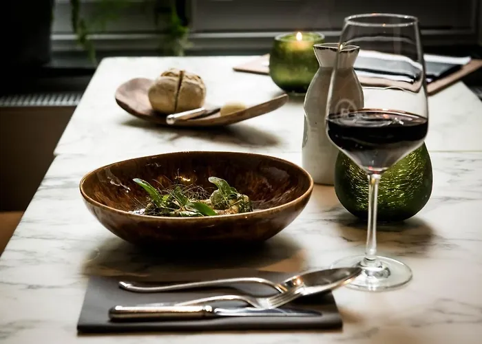 Fitz Roy Urban Hotel, Bar And Garden