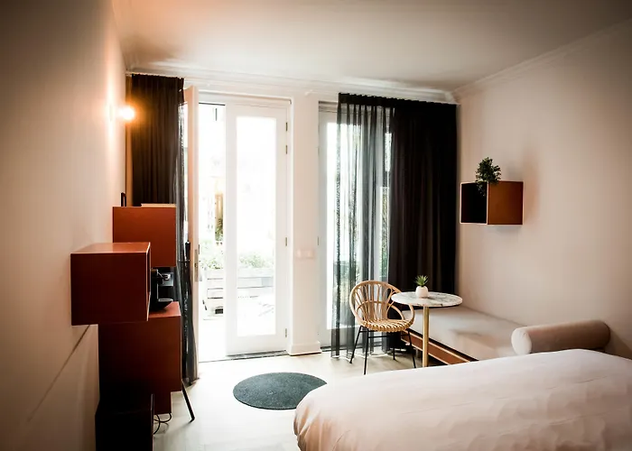 Hotel Fitz Roy Urban Hotel, Bar And Garden 4*