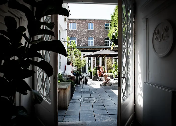 Fitz Roy Urban Hotel, Bar And Garden Hotel 4*