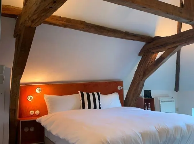 Fitz Roy Urban Hotel, Bar And Garden